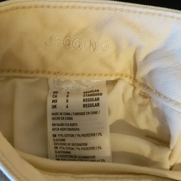 Cream Ripped Jeans - Picture 5 of 5